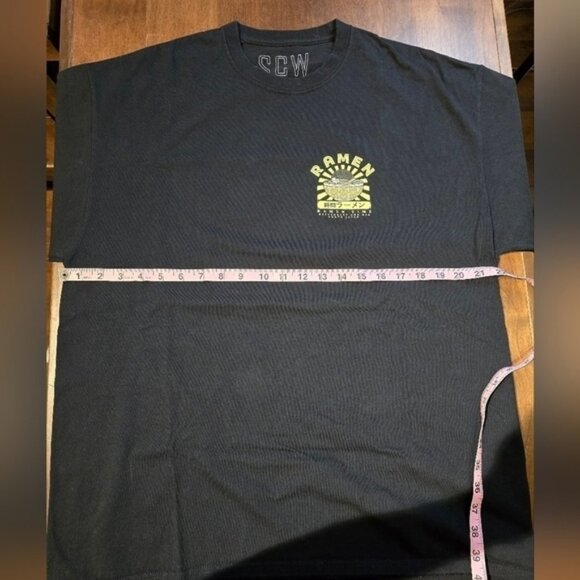 XL Ramen time restaurant Tshirt SCW - Picture 5 of 6